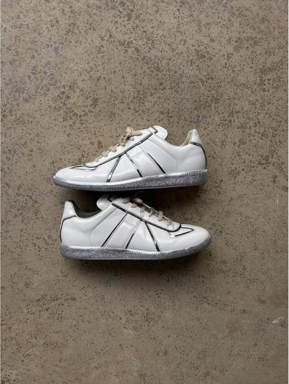 Maison Margiela Men's White and Silver Trainer